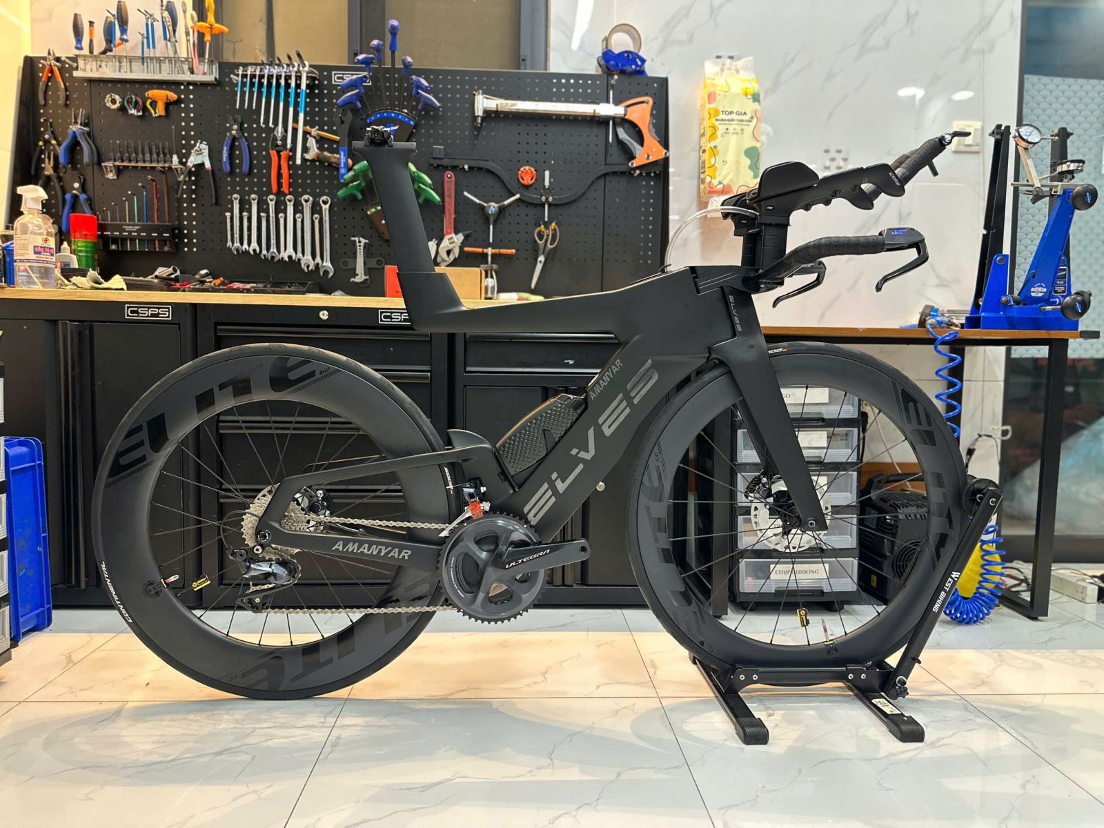 ELVES AMANYAR - MARVEL 80-60D